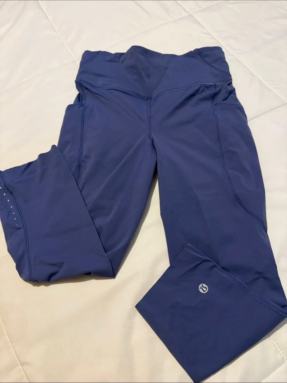 lululemon Periwinkle Blue/Purple Fast and Free Leggings with Side Pockets.